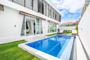 Villa Noctem - 3BR Luxury Pool Villa in Seminyak